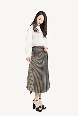 Pleated skirt